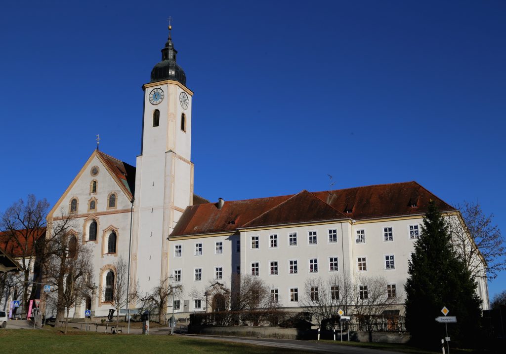 Klosterkirche Dietramszell, Außenansicht