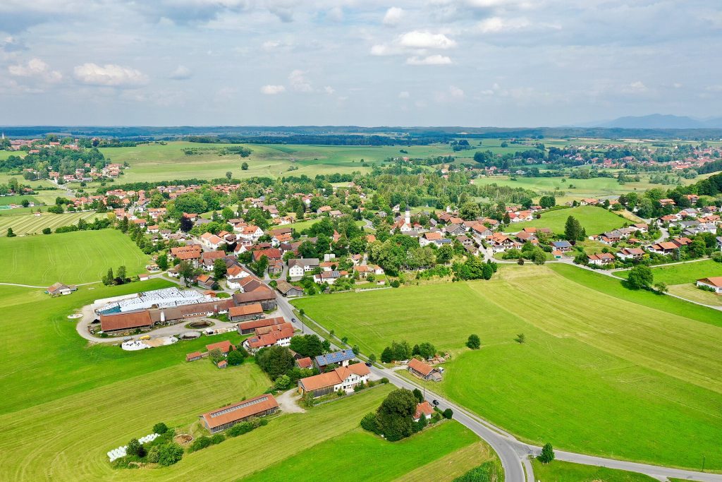 Luftbild von Oberhausen im Pfaffenwinkel, Landkreis Weilheim-Schongau