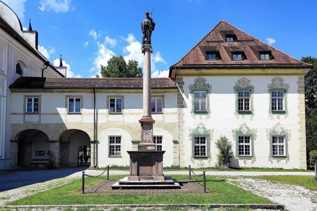 Kloster Benediktbeuern, Außenansicht